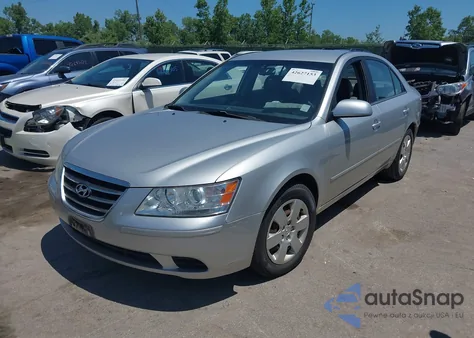 2009 Hyundai Sonata Gls z USA, uszkodzony, nr VIN 5NPET46CX9H440829